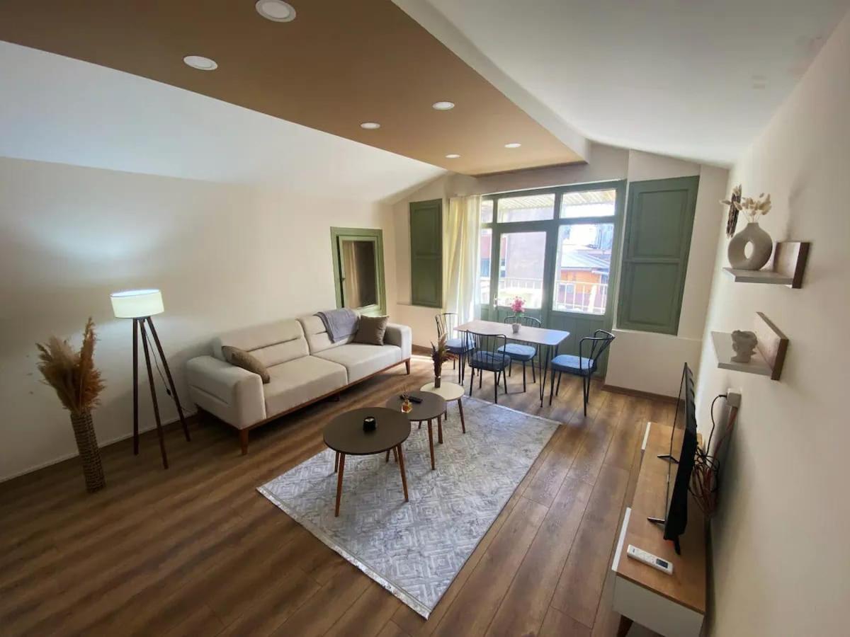 Oezkanlar Apartment